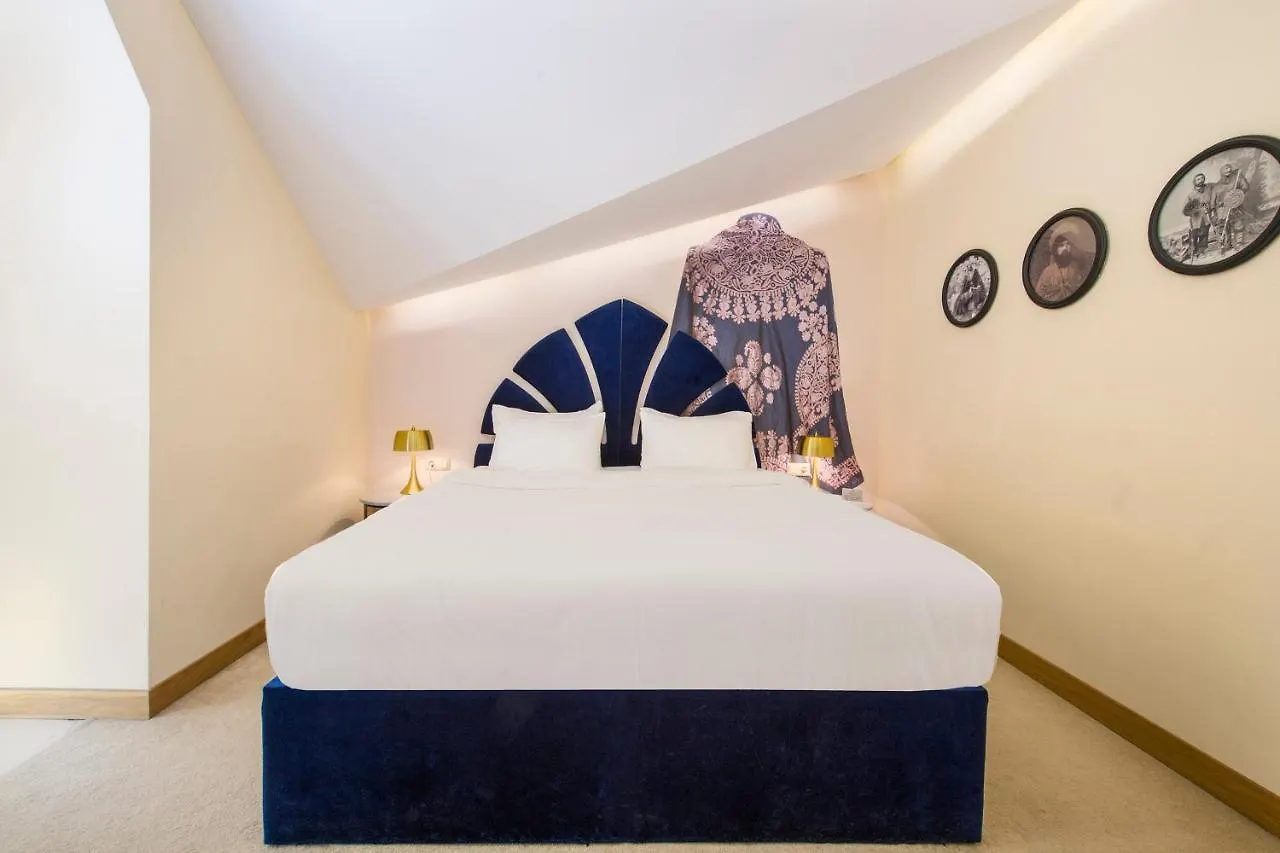 Folk Boutique Hotel تبليسي 4*,  جورجيا
